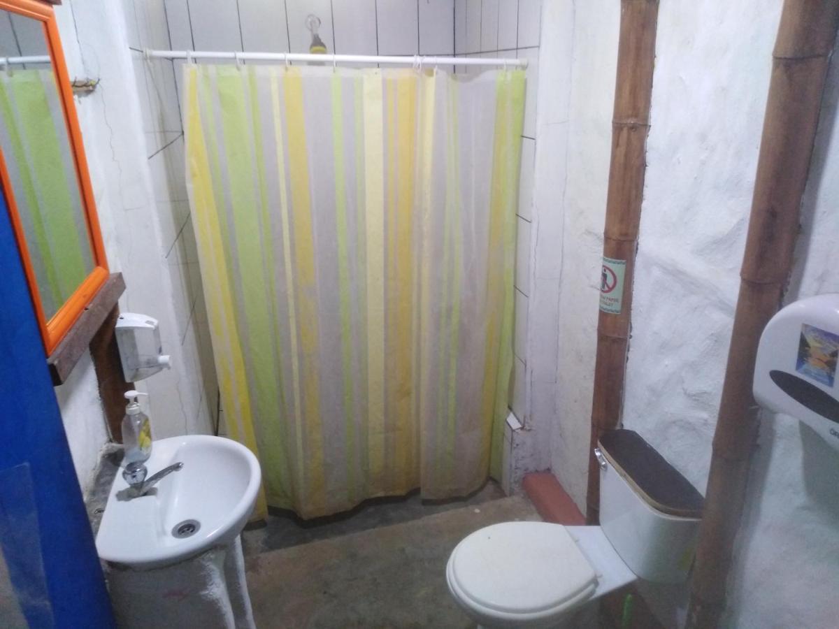 Saigon Backpackers Hostel Máncora Dış mekan fotoğraf